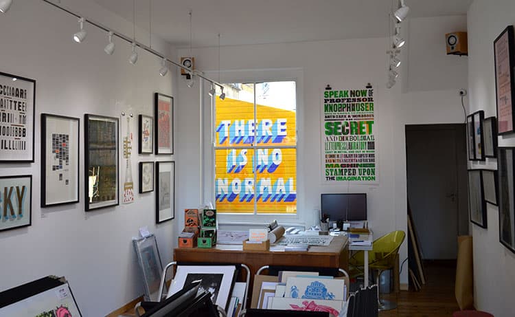 atom gallery 1